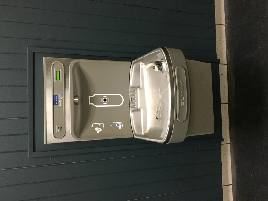 A new Elkay water fountain with a green filter status in Lossone Rink. Courtesy of Sophia Schaefer
