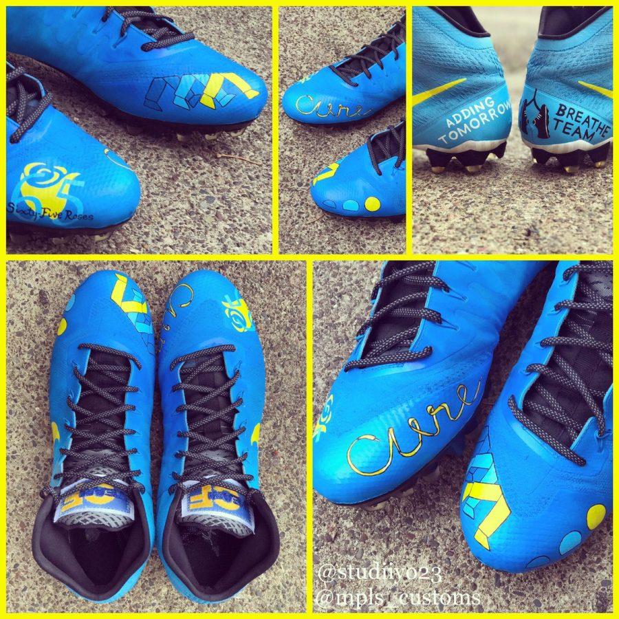 Carolina Panthers defensive end Charles Johnson's cleats support the Cystic Fibrosis Foundation
Credit: Twitter