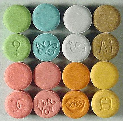 Tablets containing MDMA. Credit: Wikipedia
