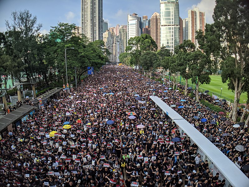 Violent+Protests+in+Hong+Kong+Continue