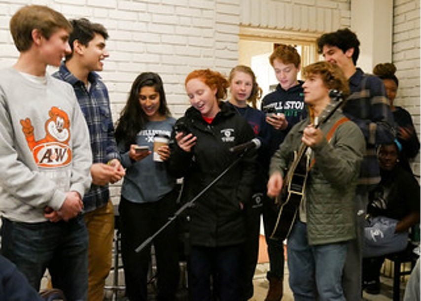 Campus Coffee House Provides Pre-Finals Stress Relief