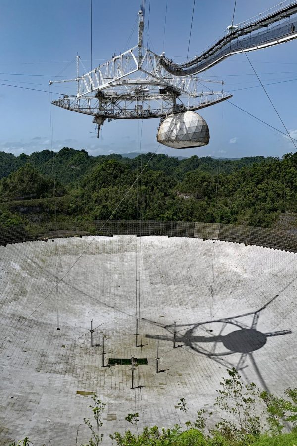 Iconic Arecibo Observatory Collapses