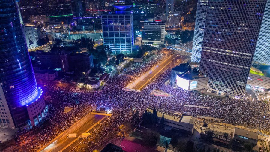 Israelis+Take+to+Streets+in+Protest