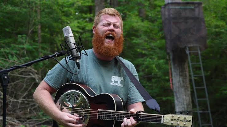 Country Singer Oliver Anthony during a performance of his hit song, "Rich Men North of Richmond." Photo Credit: oliveranthonymusic.com