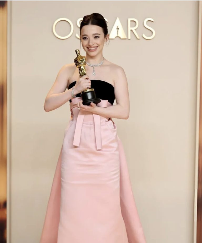 The HeadTurning Looks from the 2025 Oscars The Willistonian, Est. 1881